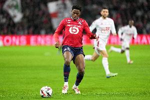 pg电子-土媒：费内巴切准备为戴维提供800万欧年薪+1000万欧签字费