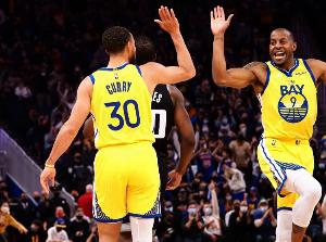 pg电子官网-15年首冠无缘FMVP 库里：现在已经很释然了 因为我在22年获得FMVP