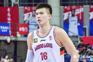 电子游戏平台-富裕！萨林杰焦泊乔任骏飞领衔广东男篮新赛季阵容