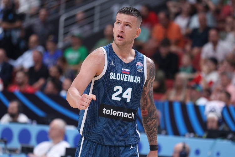 pg电子河南站-斯洛文尼亚中锋欧米奇坦言：单场40次罚球的队伍难以被击败，即便对手砍下90分